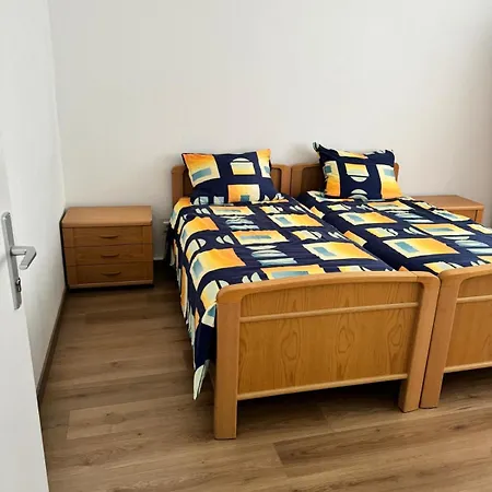 Apartment Grundstein *